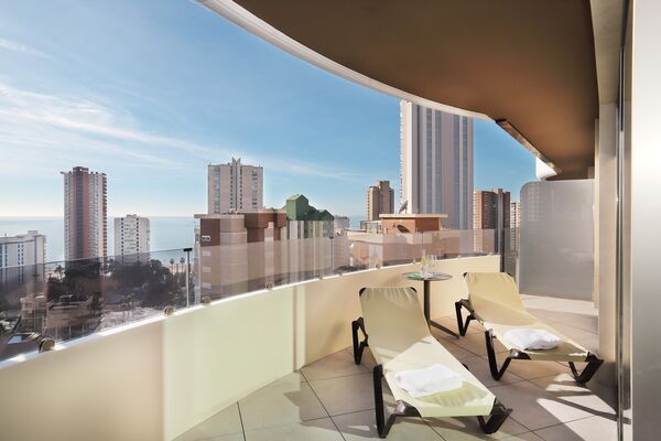 Hotel Gold Arcos - Benidorm, Costa Blanca - On The Beach